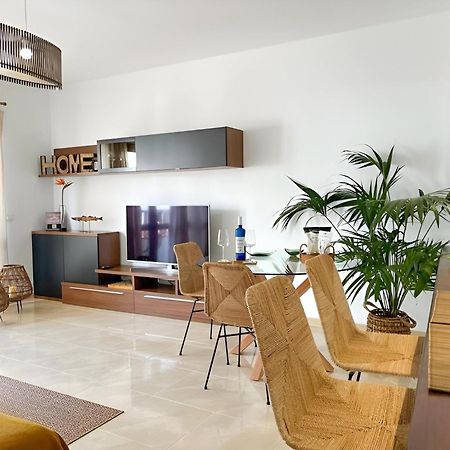 Apartamentos Mares De Lava - Puerto Del Carmen Puerto del Carmen  Eksteriør bilde