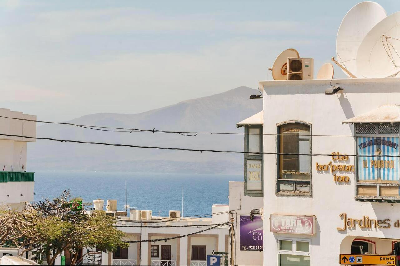 Apartamentos Mares De Lava - Puerto Del Carmen Puerto del Carmen  Eksteriør bilde